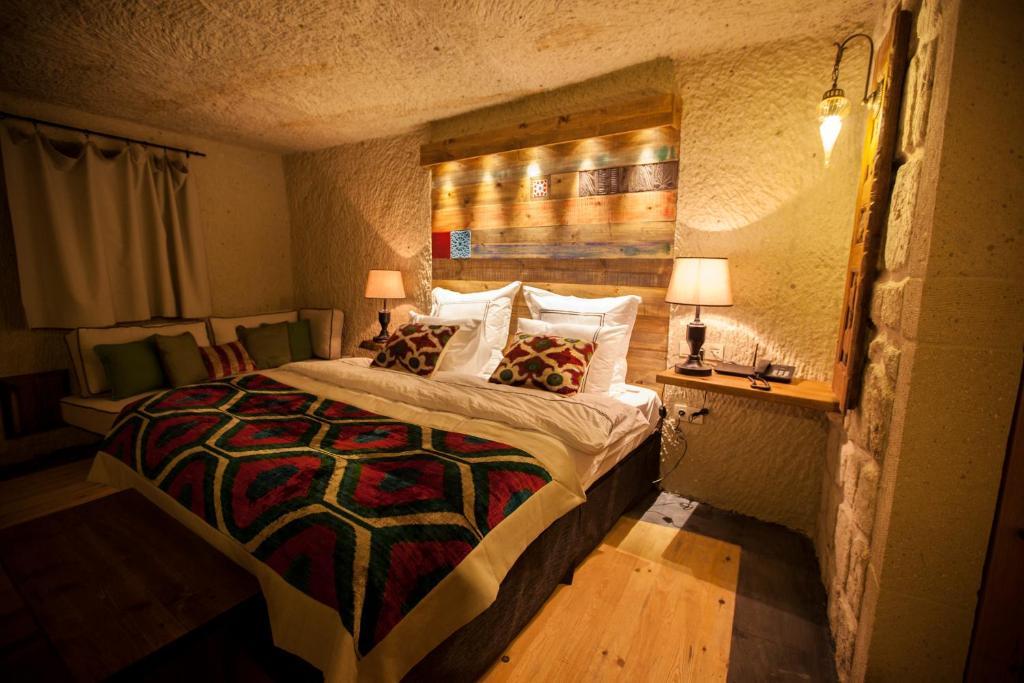 Queen'S Cave Cappadocia Ortahisar Bilik gambar